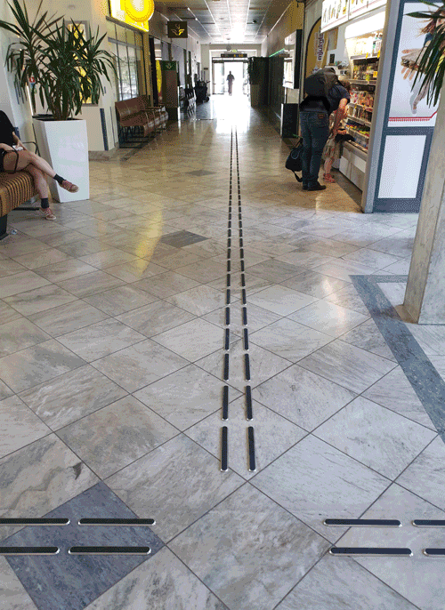 Tactile Flooring - Linköpings Centralstation med nya ledstråk, Rostfria TPU element